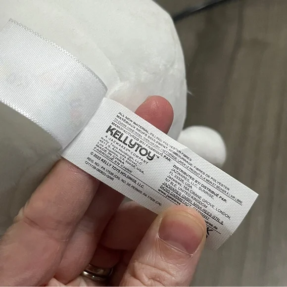 Squishmallow Zaylee 8” Big Foot Yeti White Plush Rainbow Hair Pigtails - Picture 4 of 5